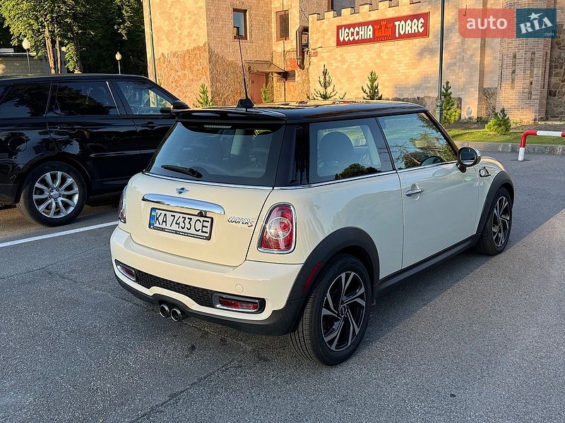 Хэтчбек MINI Cooper 2013 в Харькове