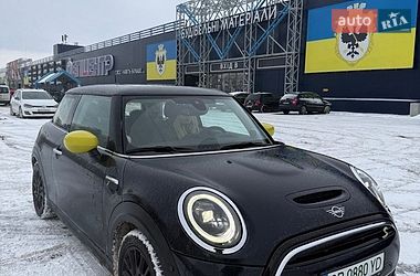 Хэтчбек MINI Cooper 2023 в Киеве