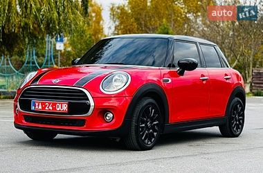 Хэтчбек MINI Cooper 2020 в Здолбунове