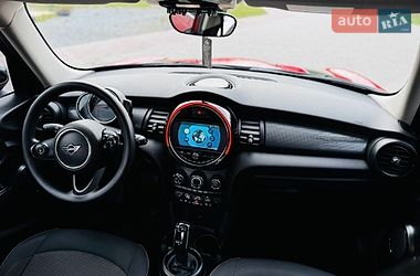 Хэтчбек MINI Cooper 2020 в Здолбунове