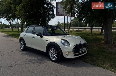 Хетчбек MINI Cooper 2017 в Києві фото 7 Хетчбек MINI Cooper 2017 в Києві
