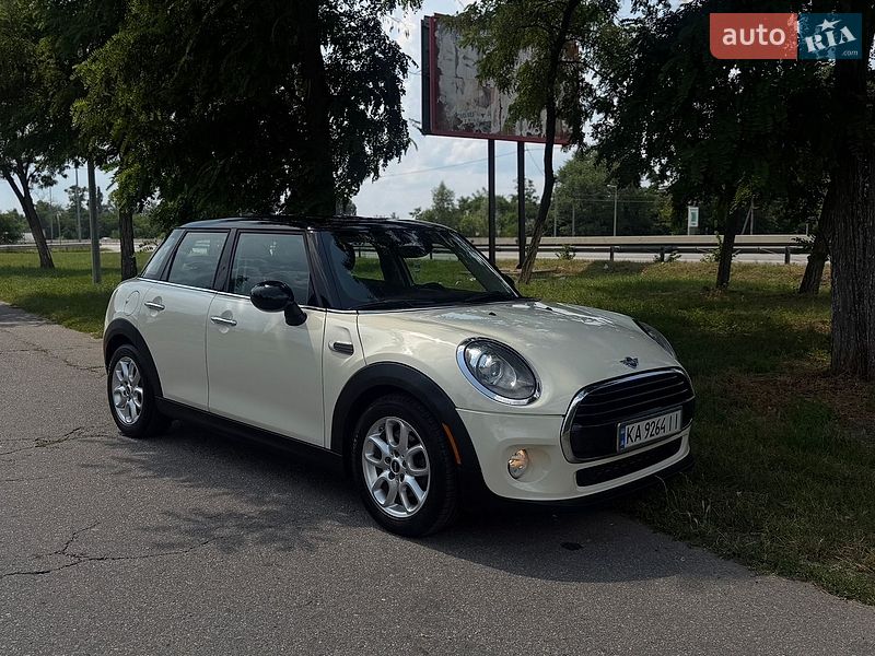 Хетчбек MINI Cooper 2017 в Києві фото 7 Хетчбек MINI Cooper 2017 в Києві