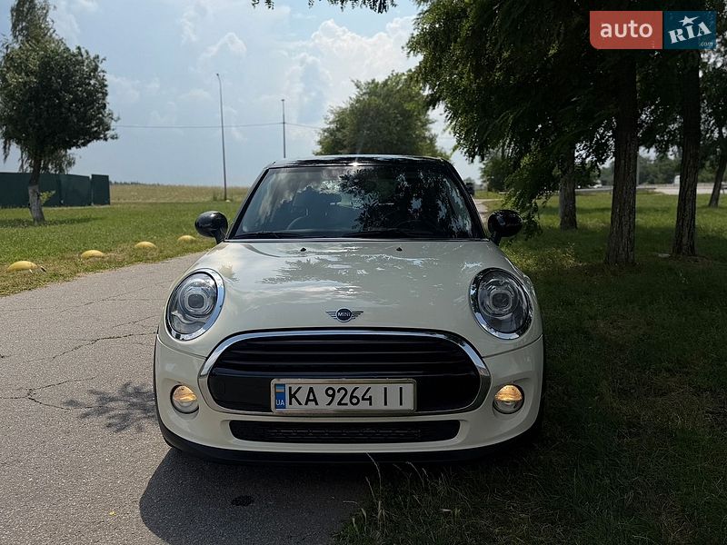 Хетчбек MINI Cooper 2017 в Києві фото 16 Хетчбек MINI Cooper 2017 в Києві