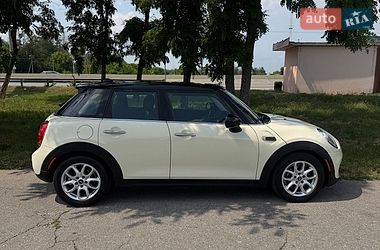 Хетчбек MINI Cooper 2017 в Києві фото 8 Хетчбек MINI Cooper 2017 в Києві