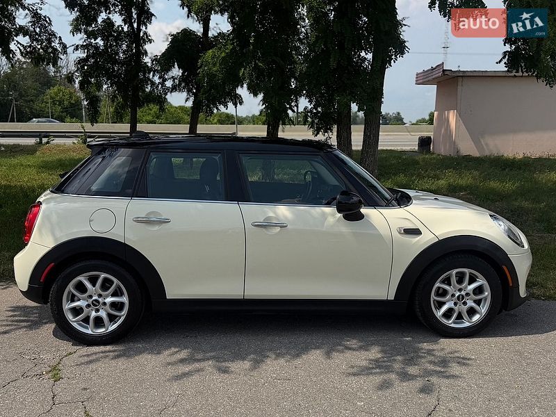 Хетчбек MINI Cooper 2017 в Києві фото 8 Хетчбек MINI Cooper 2017 в Києві