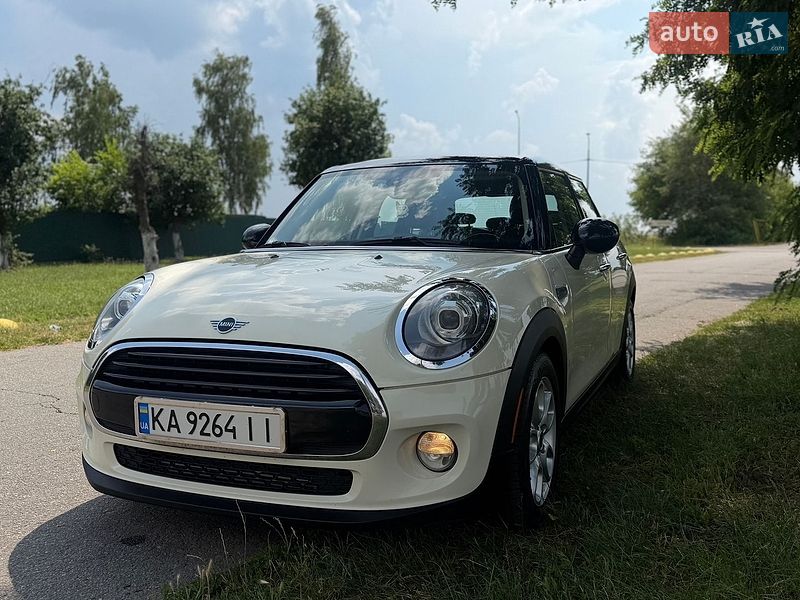 Хетчбек MINI Cooper 2017 в Києві фото 15 Хетчбек MINI Cooper 2017 в Києві
