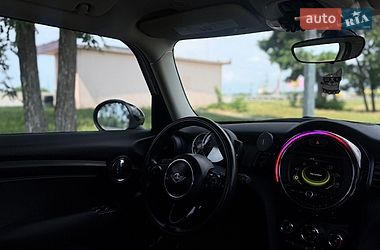 Хетчбек MINI Cooper 2017 в Києві фото 33 Хетчбек MINI Cooper 2017 в Києві