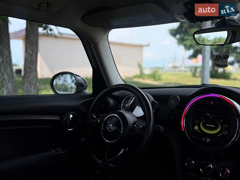 Хетчбек MINI Cooper 2017 в Києві фото 33 Хетчбек MINI Cooper 2017 в Києві