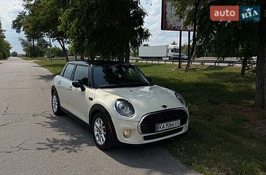 Хетчбек MINI Cooper 2017 в Києві фото 3 Хетчбек MINI Cooper 2017 в Києві