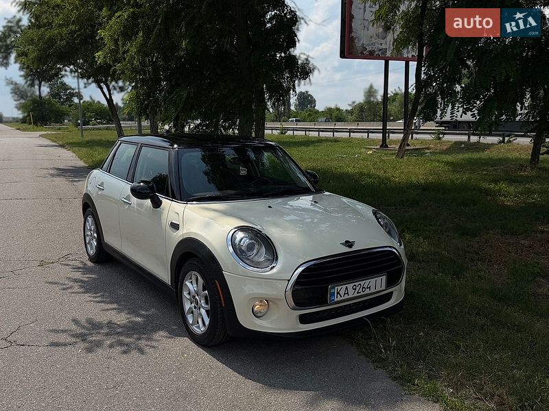 Хетчбек MINI Cooper 2017 в Києві фото 2 Хетчбек MINI Cooper 2017 в Києві