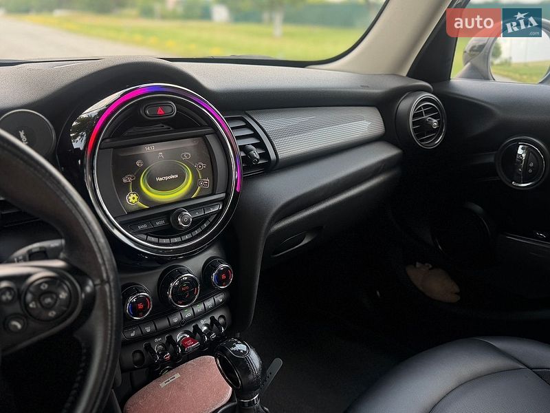Хетчбек MINI Cooper 2017 в Києві фото 20 Хетчбек MINI Cooper 2017 в Києві