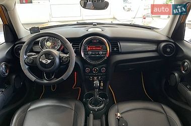 Хэтчбек MINI Cooper 2015 в Киеве