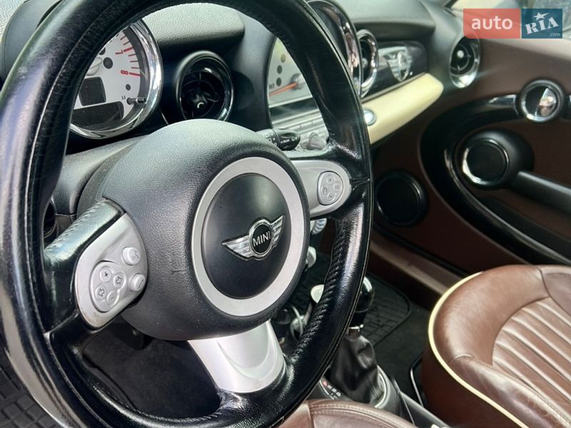 Хетчбек MINI Cooper 2009 в Житомирі