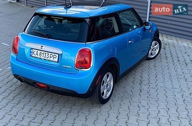 Хэтчбек MINI Cooper 2015 в Киеве