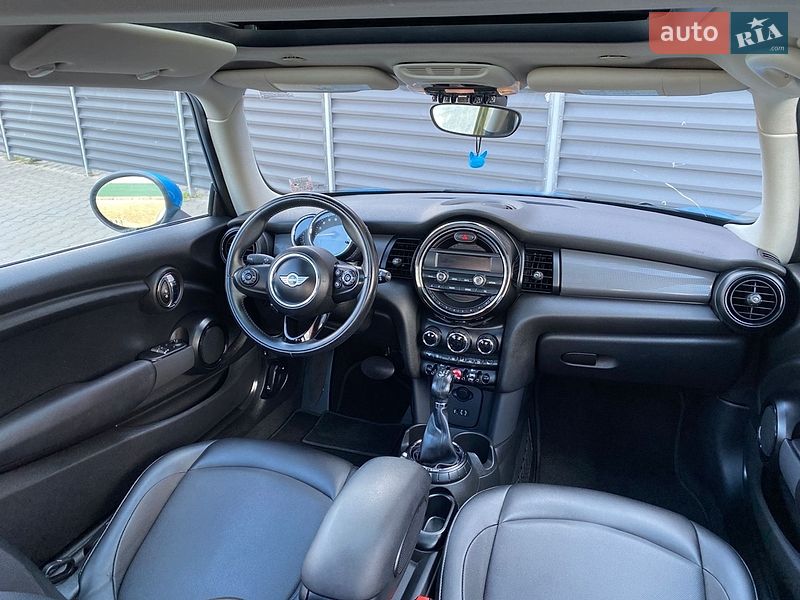 Хэтчбек MINI Cooper 2015 в Киеве