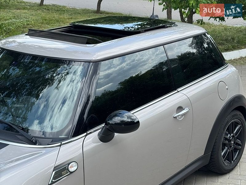 Хэтчбек MINI Cooper 2013 в Киеве