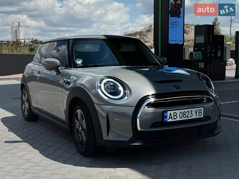 Хэтчбек MINI Cooper 2022 в Виннице
