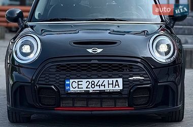 Хэтчбек MINI Cooper 2017 в Черновцах