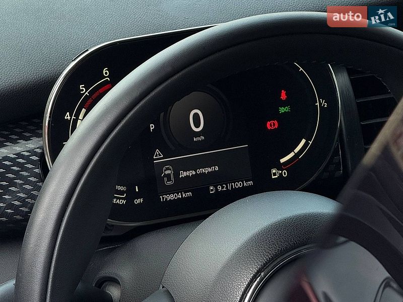Хэтчбек MINI Cooper 2017 в Черновцах