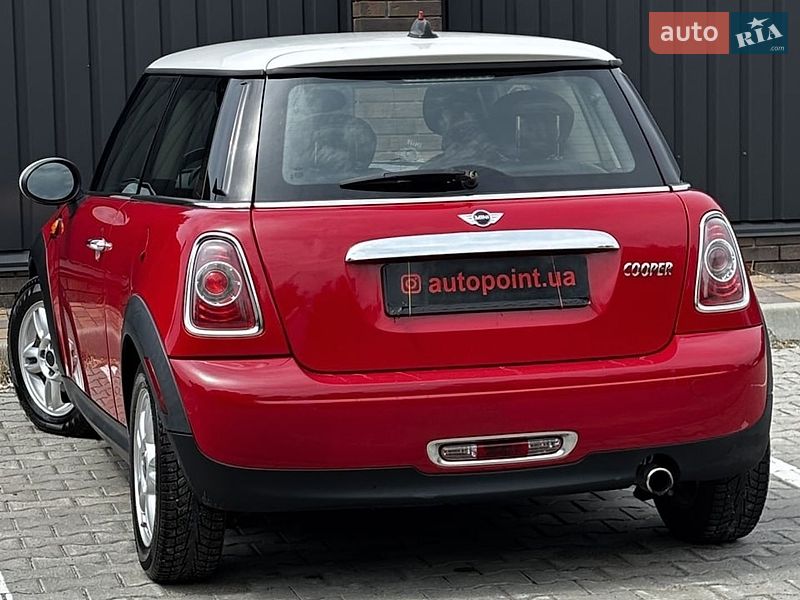 Хетчбек MINI Cooper 2011 в Білогородці