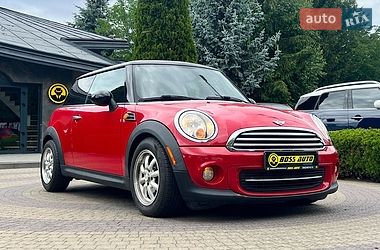 Хэтчбек MINI Cooper 2012 в Львове