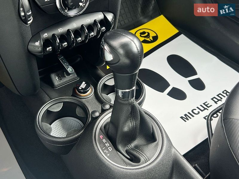 Хэтчбек MINI Cooper 2012 в Львове