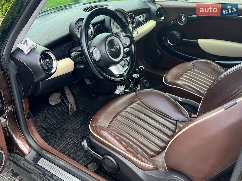 Хэтчбек MINI Cooper 2009 в Житомире
