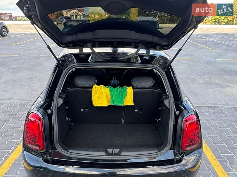 Хетчбек MINI Cooper 2020 в Тернополі