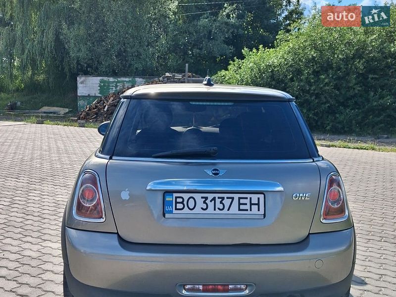 Хетчбек MINI Cooper 2011 в Трускавці