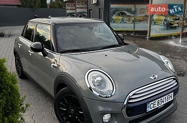 Хэтчбек MINI Cooper 2014 в Черновцах