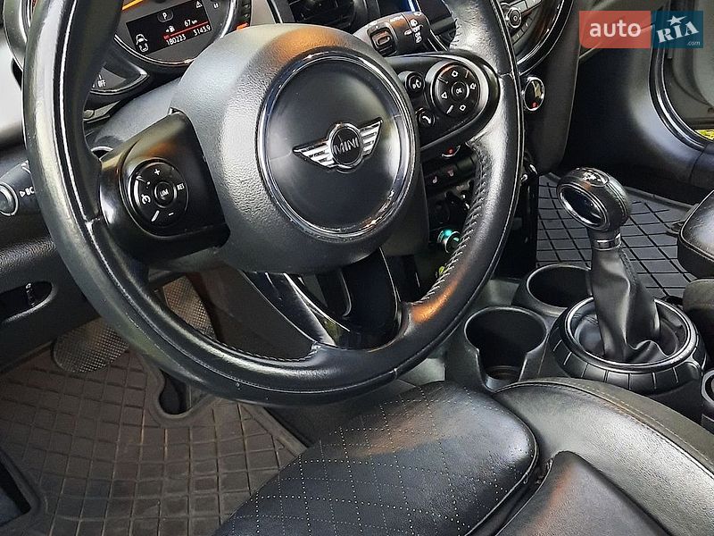 Хетчбек MINI Cooper 2014 в Чернівцях