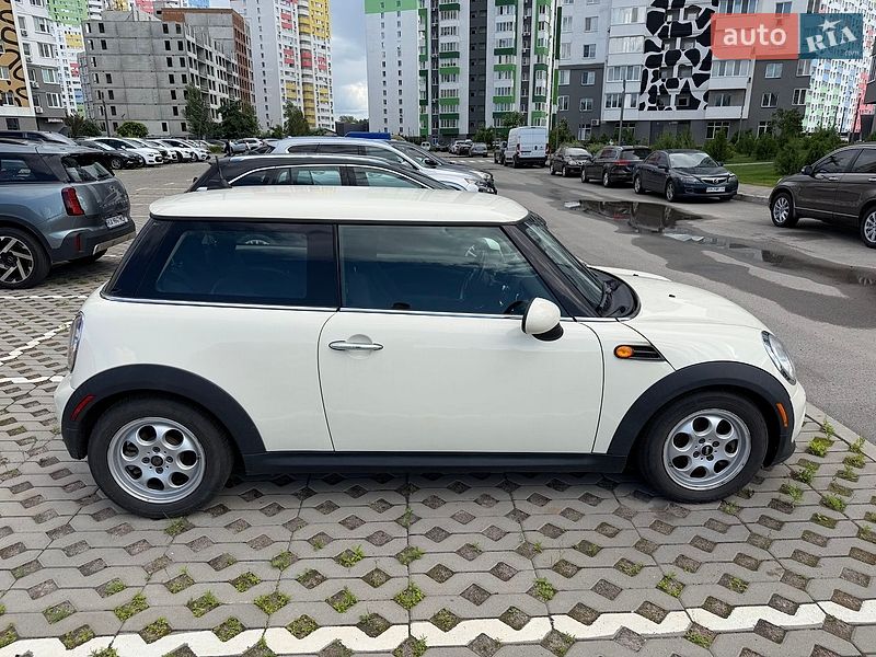 Хэтчбек MINI Cooper 2012 в Броварах фото 5 Хэтчбек MINI Cooper 2012 в Броварах