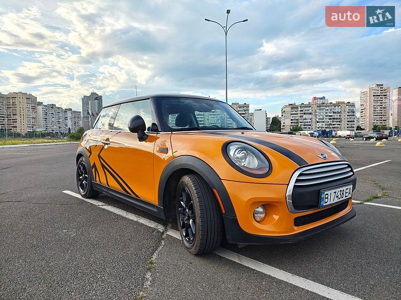 Хэтчбек MINI Cooper 2014 в Киеве
