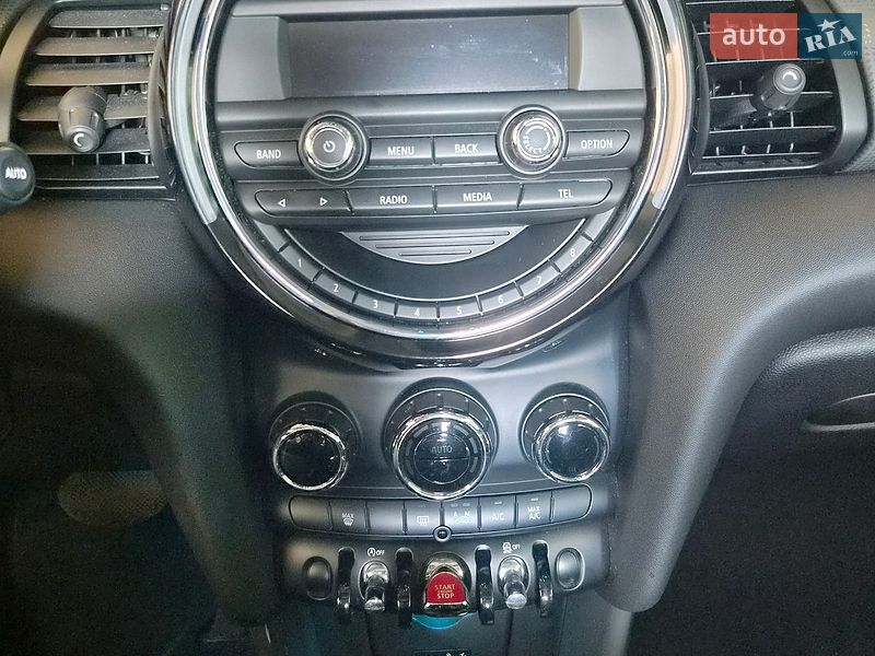 Хетчбек MINI Cooper 2016 в Городку