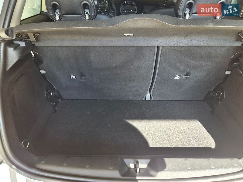 Хетчбек MINI Cooper 2016 в Городку