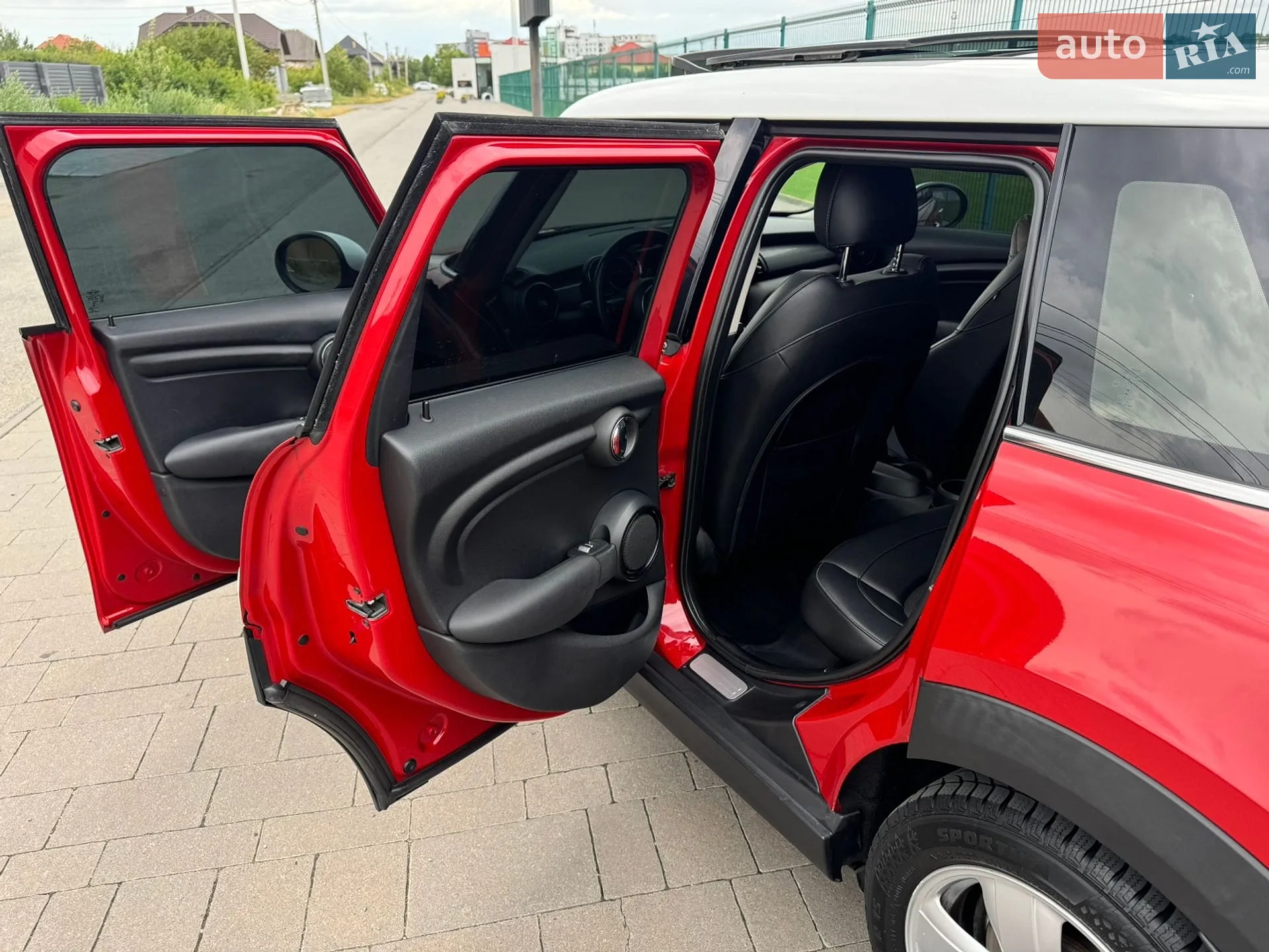 2014 MINI Cooper - мініатюра 13