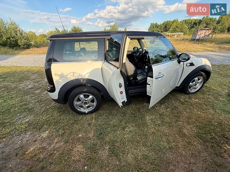 Хэтчбек MINI Cooper 2011 в Житомире