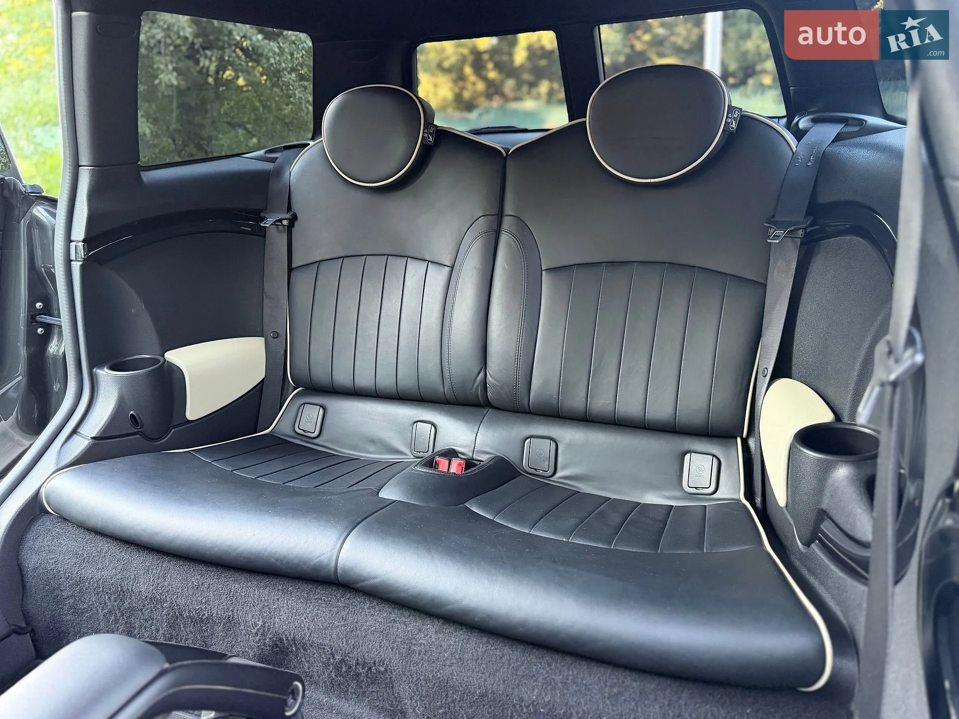 2010 MINI Cooper - мініатюра 51