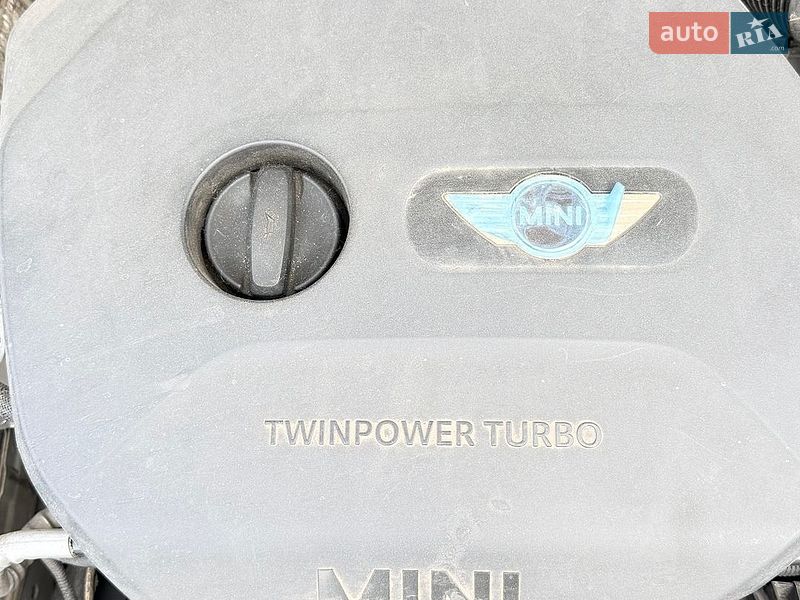 Хэтчбек MINI Cooper 2015 в Хмельницком