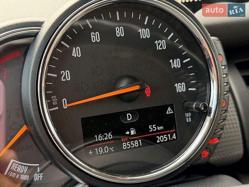 Хэтчбек MINI Cooper 2015 в Хмельницком