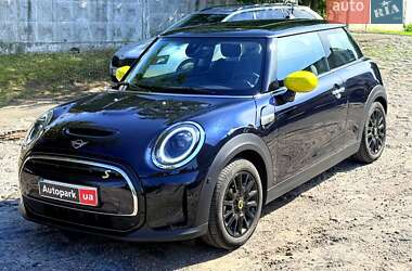 Хэтчбек MINI Cooper 2023 в Киеве