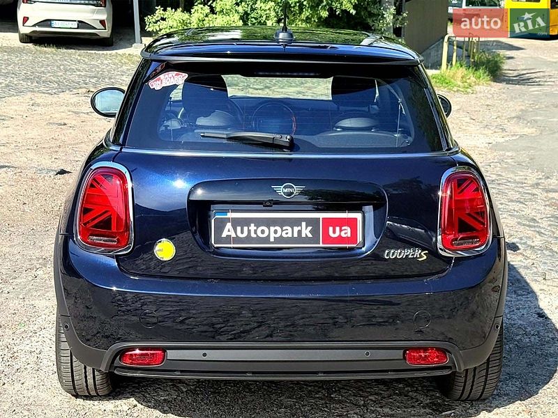 Хетчбек MINI Cooper 2023 в Києві