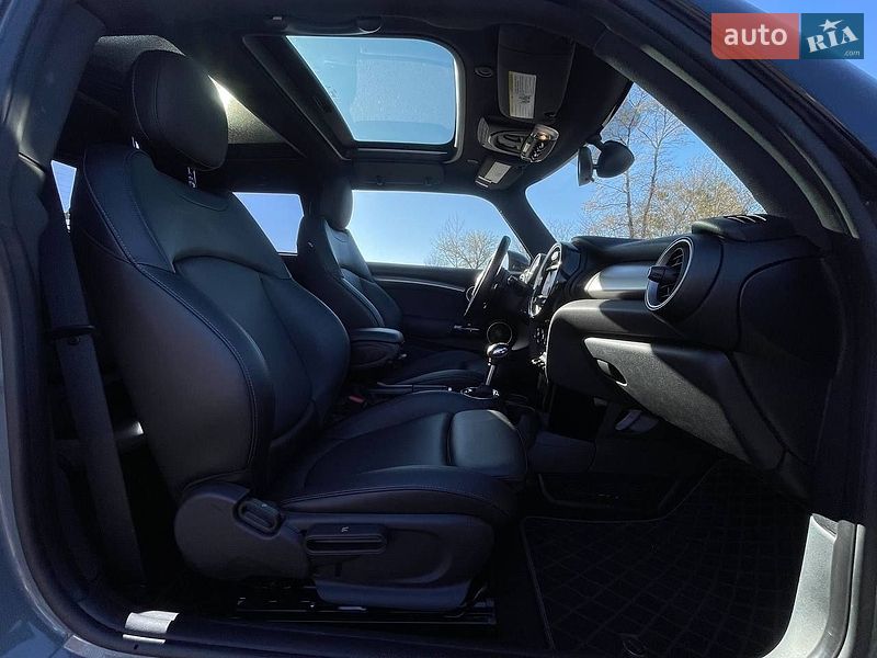 Хетчбек MINI Cooper 2015 в Києві фото 15 Хетчбек MINI Cooper 2015 в Києві