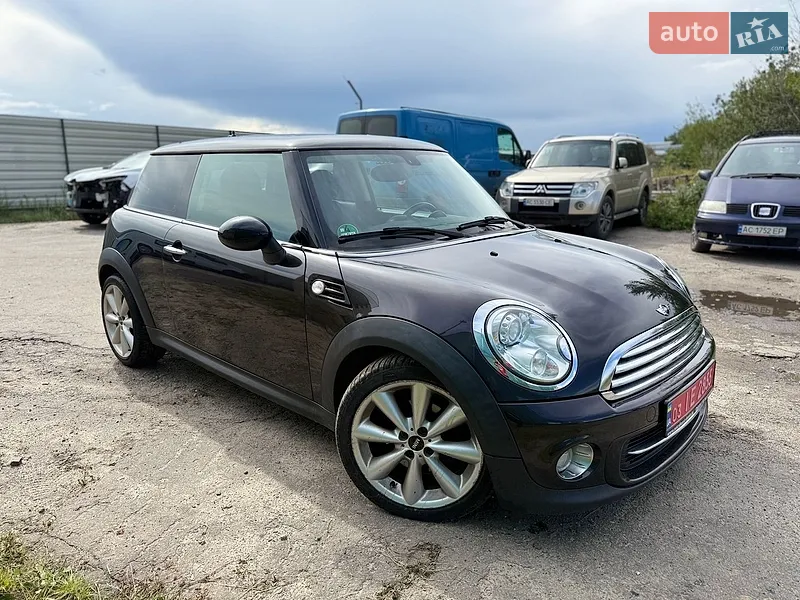 MINI Cooper 2012
