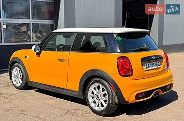 Хэтчбек MINI Cooper 2015 в Киеве
