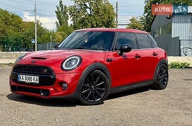 mini cooper 2016 в Киев от профессионального продавца Вадим Єлбаєв