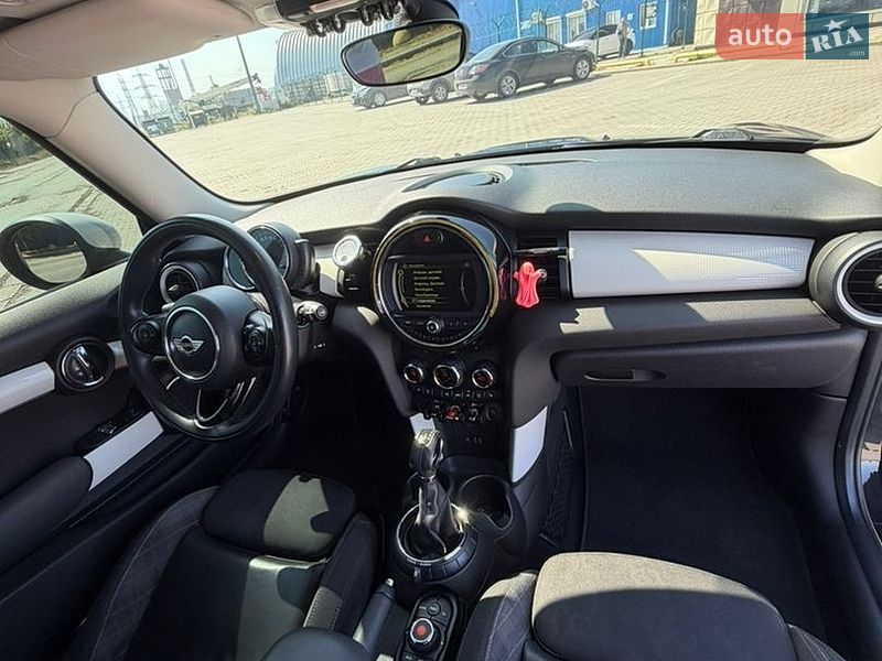 Хетчбек MINI Cooper 2016 в Одесі