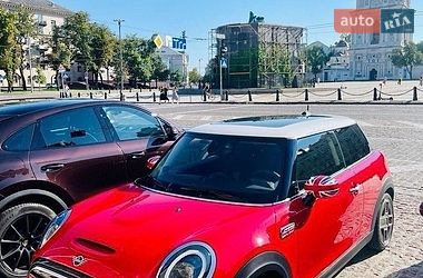 Хетчбек MINI Cooper 2023 в Києві фото 4 Хетчбек MINI Cooper 2023 в Києві