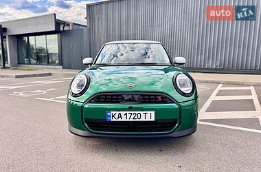 Хетчбек MINI Cooper 2024 в Києві