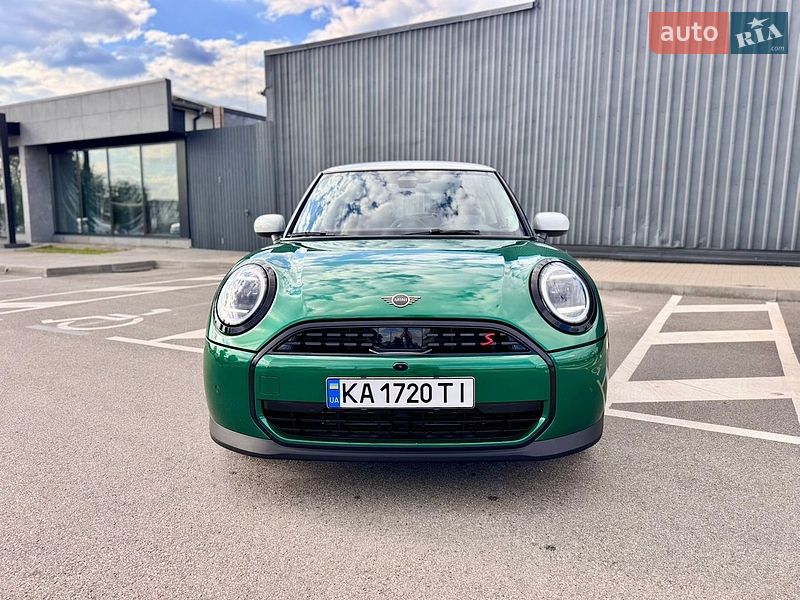 Хетчбек MINI Cooper 2024 в Києві